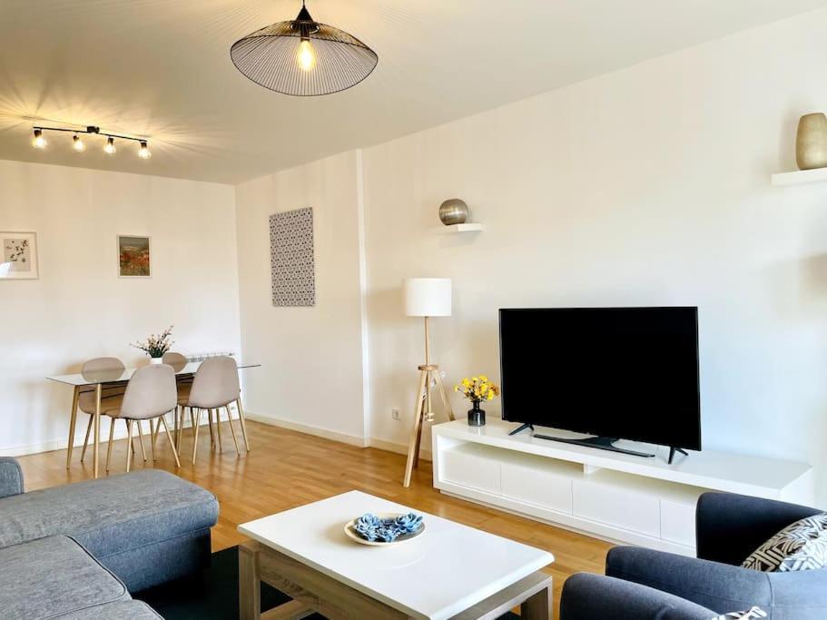 Airport Expo Apartment Lisbon Luaran gambar