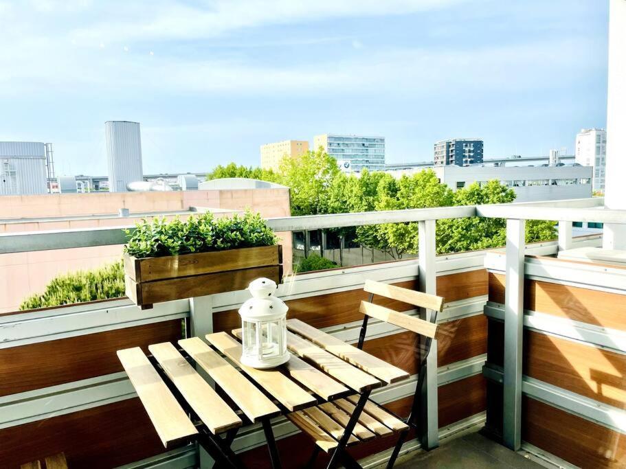 Airport Expo Apartment Lisbon Luaran gambar