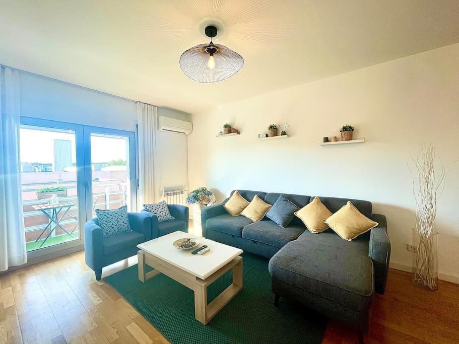 Airport Expo Apartment Lisbon Luaran gambar