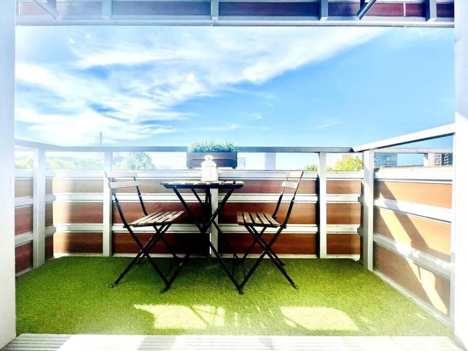 Airport Expo Apartment Lisbon Luaran gambar
