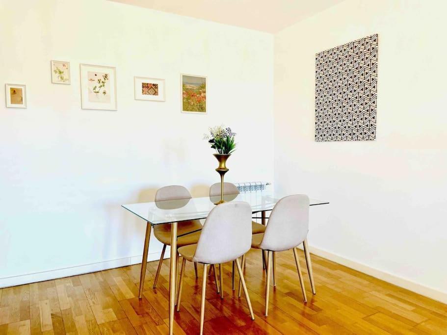 Airport Expo Apartment Lisbon Luaran gambar