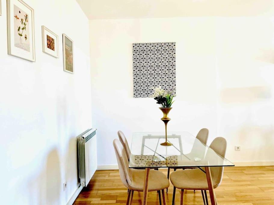 Airport Expo Apartment Lisbon Luaran gambar